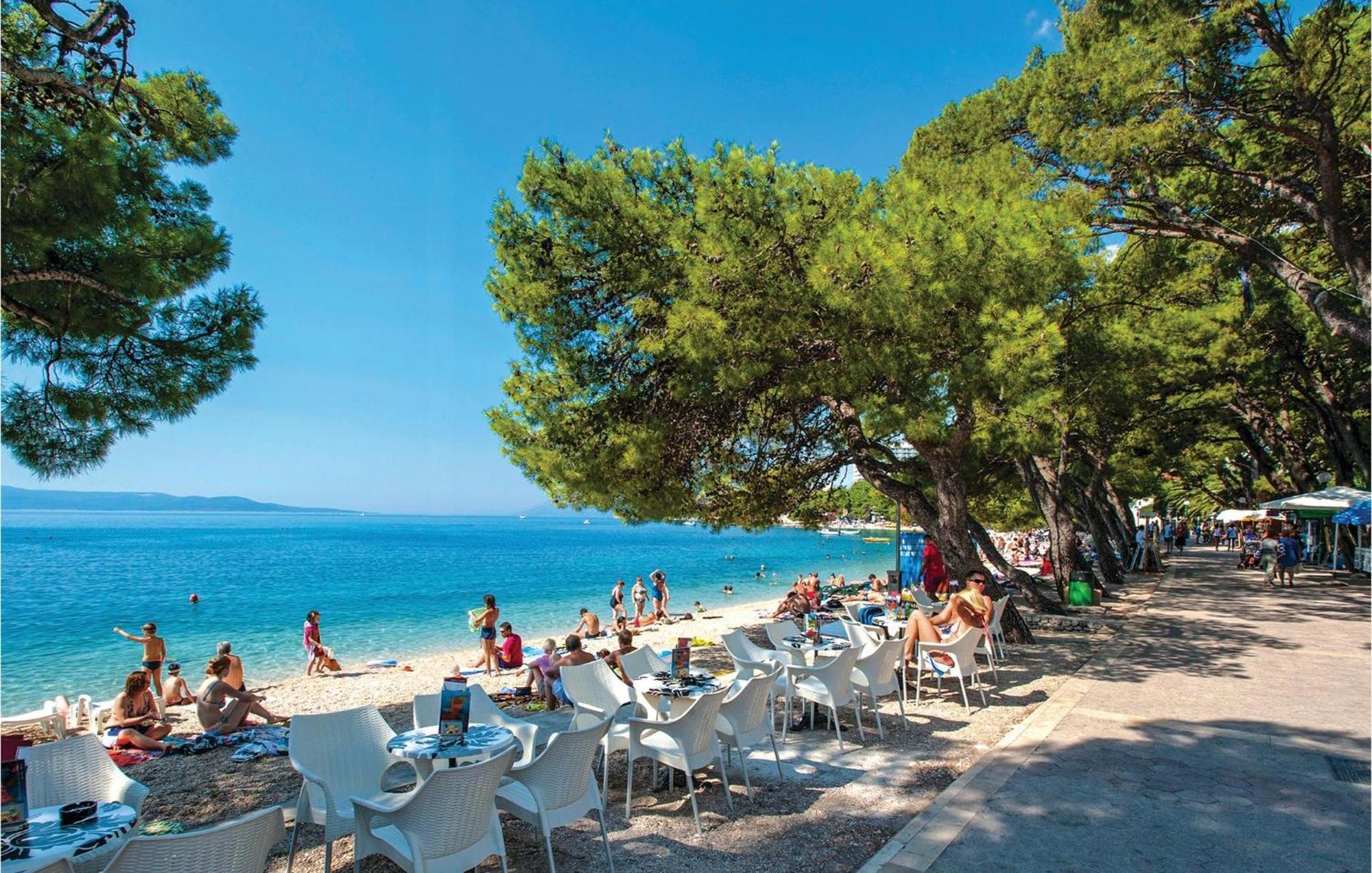 Cozy In With Jacuzzi Apartment Makarska